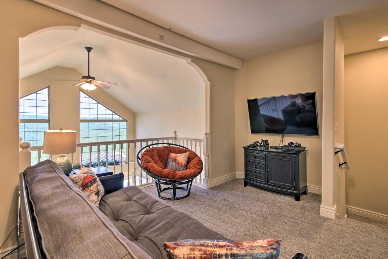 Apartamento Luxe Branson Retreat With Mtn Views And Pool Access! Exterior foto